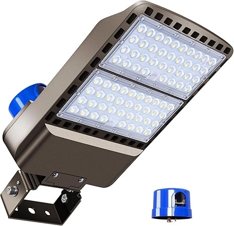 200W LED Parking Lot Light 28000LM Bright Dusk to Dawn FloodLights Outdoor with Trunnion Wall Yoke Mount 5500K Commercial 85-277V IP65 Waterproof Shoebox Barn Lighting for Yard,Garage